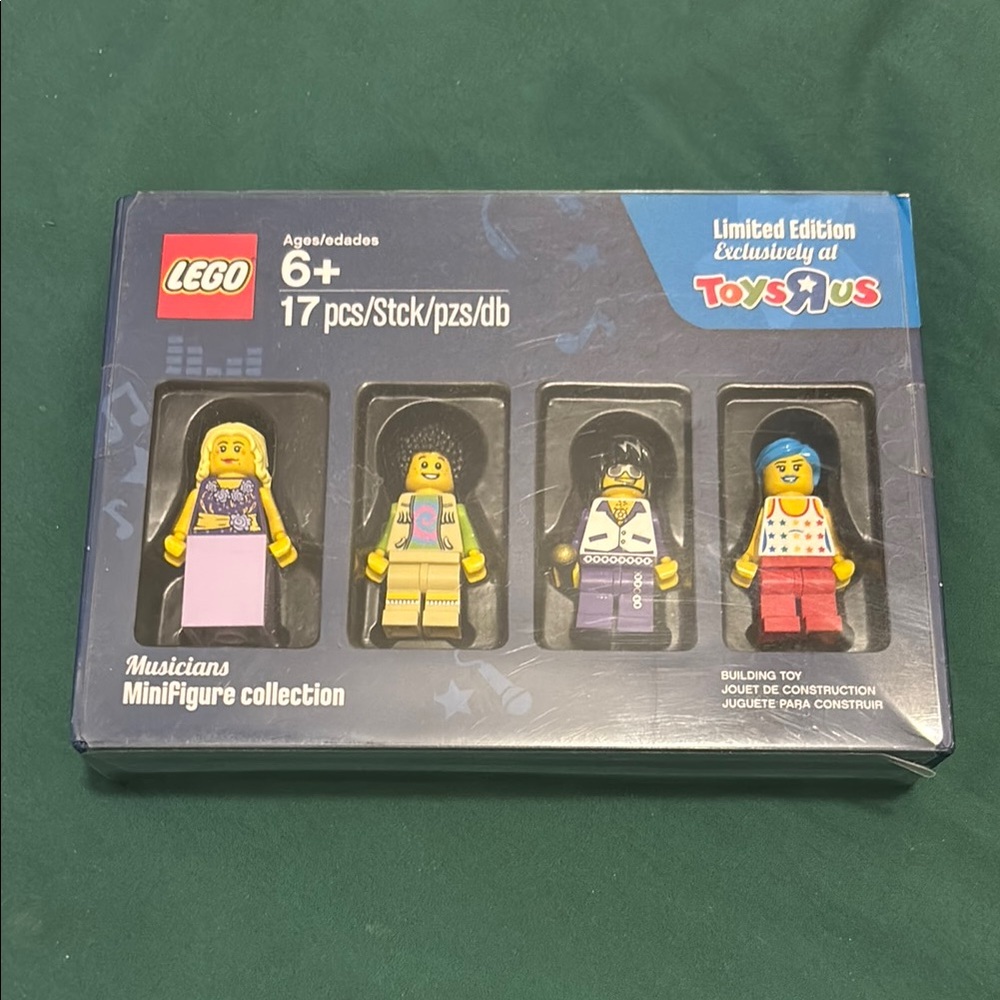 LEGO Musicians Minifigure Set with Vibrant Colors